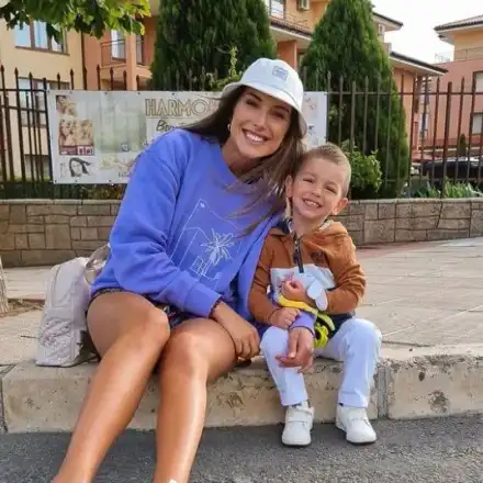 Вируси мъчат Петканови! Габриел с абокат на ръката