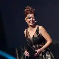 Всички плачат за Алекс Сърчаджиева