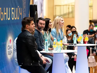 Звезда от \"Съни Бийч\" чукна на 32