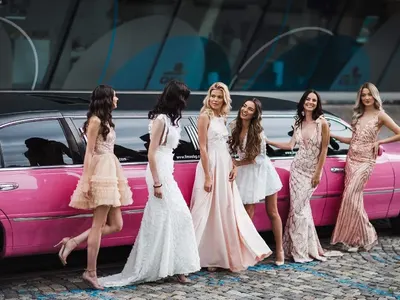 Звездни гости и нова колекция за 9 години Алеса