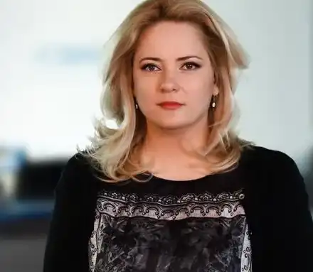 7 бона заплата върнаха Лора Крумова в Нова ТВ