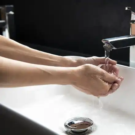 80% от българите вече мият и дезинфекцират ръцете си повече от 3 пъти на ден