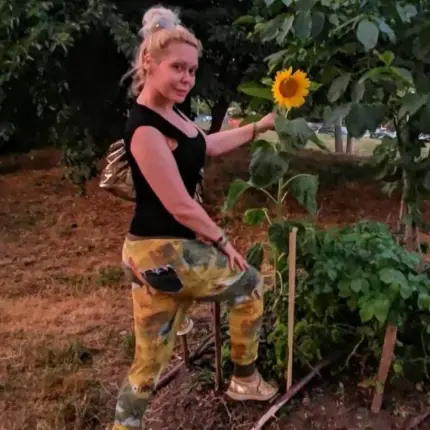 Албена Вулева се снима като Ван Гог