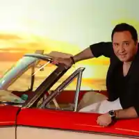 Ави Бенеди записва тоталния летен хит „Да гърмим“ на руски език (ВИДЕО)