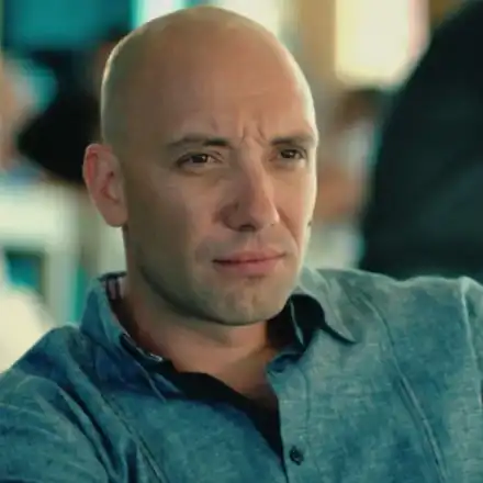 Бахаров стряска феновете с нова визия! Вижте колко е напълнял! (ФОТО)