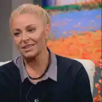 Банка запорира фирма на Хилда Казасян