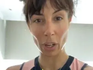 Бардърката Зара заприлича на мъж