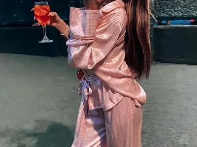 Дара се похвали с ново гадже (Първа снимка)