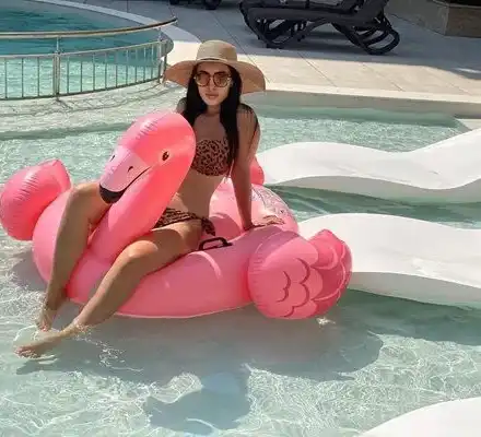 Джена яхна розово фламинго (СНИМКИ)