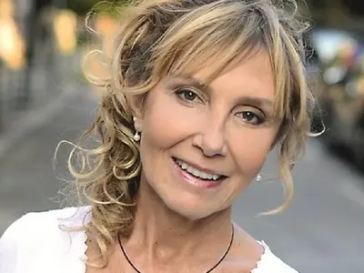 Драма! Болна майка и имоти държат Ирен Кривошиева в България!