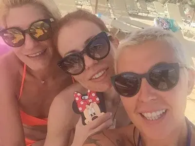 Фамилия Блатечки на море, ама поотделно! (СНИМКИ)