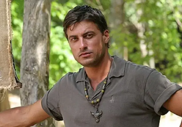 Фенове навиват Карамазов за Сървайвър,  той се двоуми