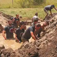 Яна Маринова се влачи в калта на Витоша