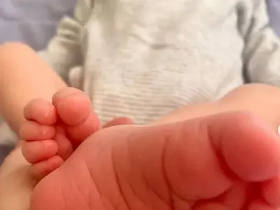 Изписаха Мис България Нанси Карабойчева и бебето (СНИМКИ)