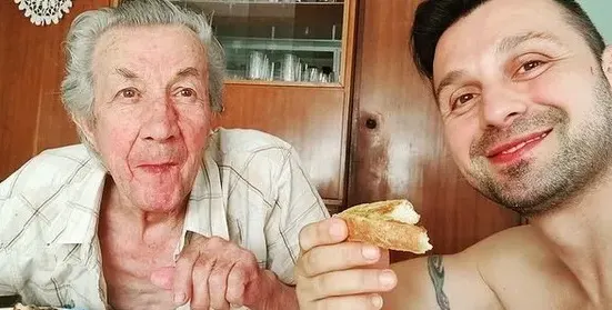 Косъма похвали пържените филийки на дядо си