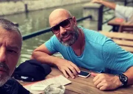 Куката го удари на живот, забива мацки в Хърватия