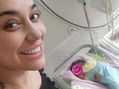 Мъжът на Мария Илиева я посрещна със златна торта! (СНИМКИ)