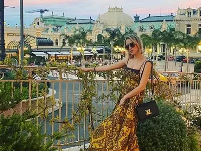 Мария Бакалова на шоу в Монако (СНИМКИ)