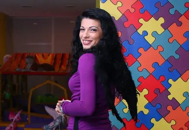 Мария Грънчарова на 50: Имам самочувствие, че изглеждам много добре, но не знам на какво се дължи това