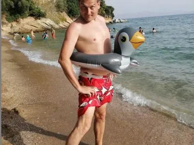 Митко Павлов търси малки котета! Подмамва ги с гореща снимка (Вижте я по-долу)