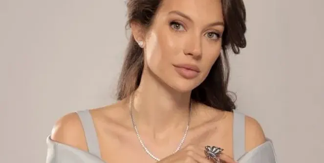 Никол Станкулова защитава мечката нападател