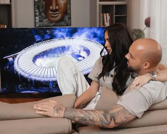 Николета Лозанова викала за Италия