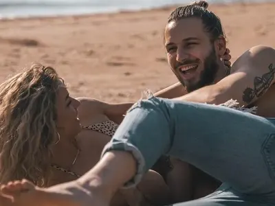 Папи Ханс хлътна по гореща актриса от „Братя”