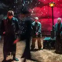 Подписка от 330 души върна „Хъшове“ в Народния