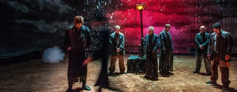 Подписка от 330 души върна „Хъшове“ в Народния