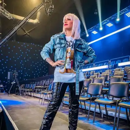 Поли Генова стана изпълнител на годината