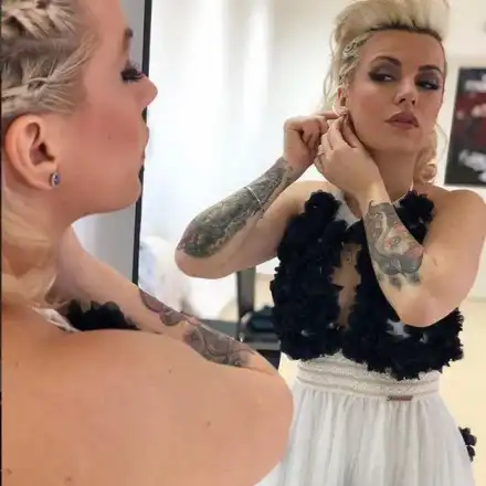 Поли Генова стяга сватба след раждането на второто си бебе