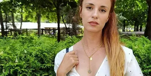 Радина Кърджилова се изруси