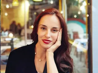 Радина Кърджилова стана тотална блондинка! (Вижте новата й прическа)