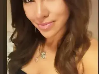 Сани Алекса откри любовта (Снимки)