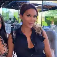 Щерката на Бони ще учи бизнес