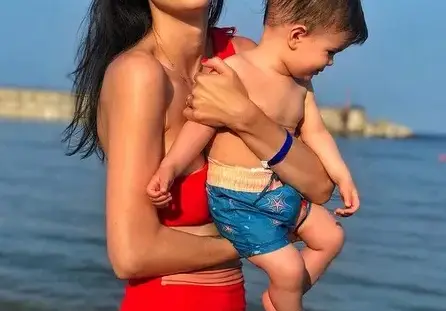 Синът на Луиза Григорова ще става китарист