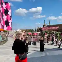 Синът на Стилиян Петров му доведе снаха (Ексклузивни снимки)