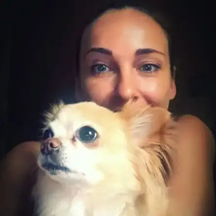 Тъжно! Алекс Раева се сбогува с кучето си