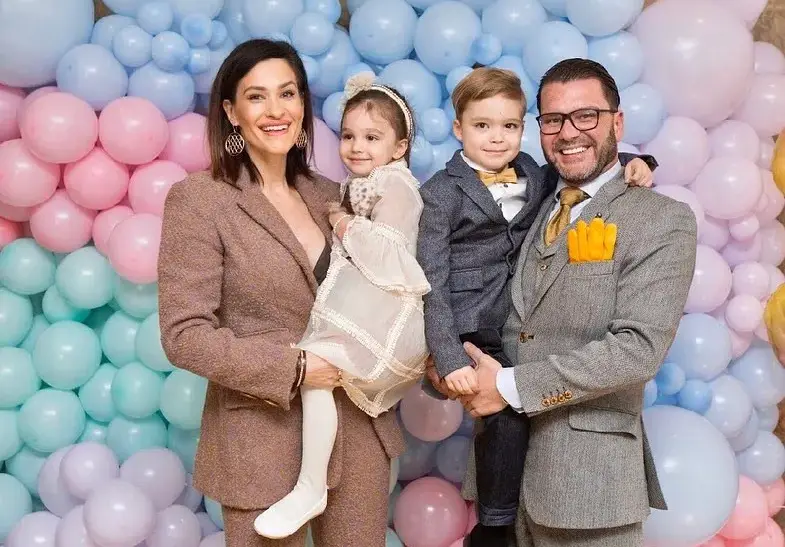 Теди Велинова превръща  децата си в свои клонинги