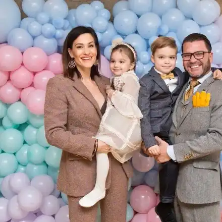 Теди Велинова превръща  децата си в свои клонинги