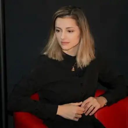 Валя Каролева с огромно приключение (Вижте какви неща й се струпаха на главата)