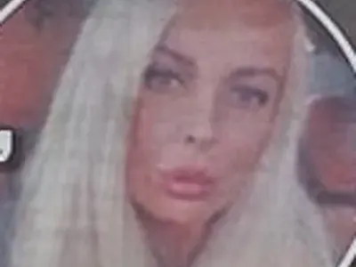 Вижте каква мацка е жената, чийто съпруг отмъкна Мара Отварачката ( Ексклузивна снимка)