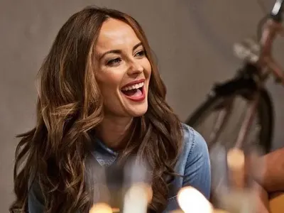 Вики от „Мастило“ в Гърция (Вижте я по бански)