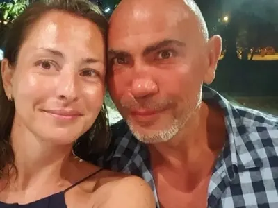 51-годишният Росен Петров сияе  покрай дъщеря си