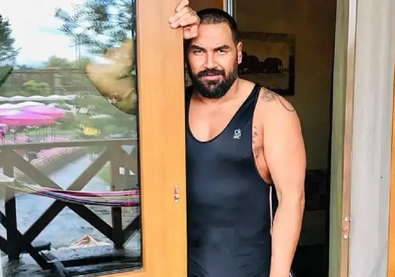 Азис пред „3 SAT”: Майка ми ме заведе на уролог, когато признах, че съм обратен