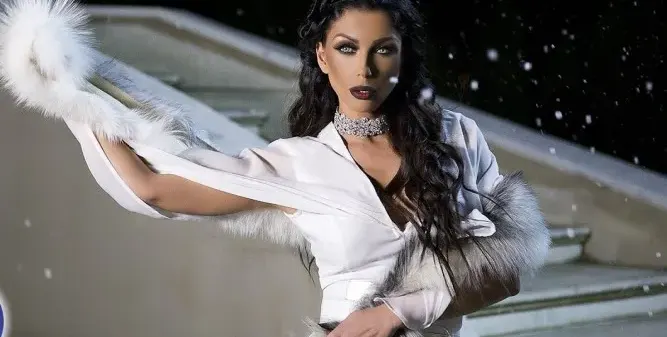 Емануела се сгоди! Певицата обаче няма да вдига сватба