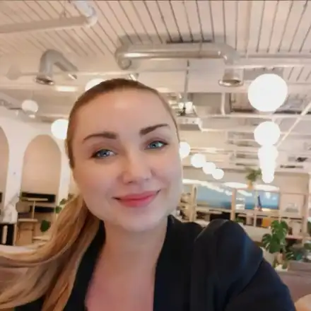 Галка от Каризма върти баници за нов мъж