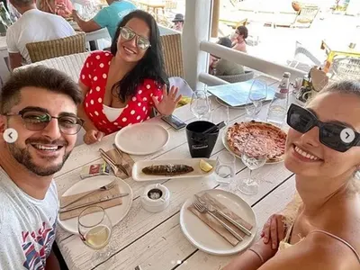 Харем „Хармония“: Сашо Кадиев на морето с бившата и настоящата (СНИМКИ)