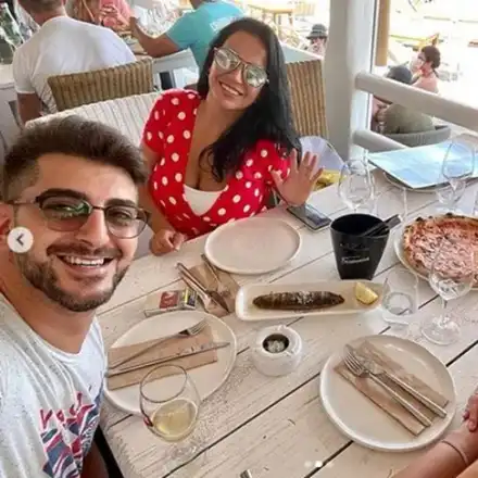 Харем „Хармония“: Сашо Кадиев на морето с бившата и настоящата (СНИМКИ)