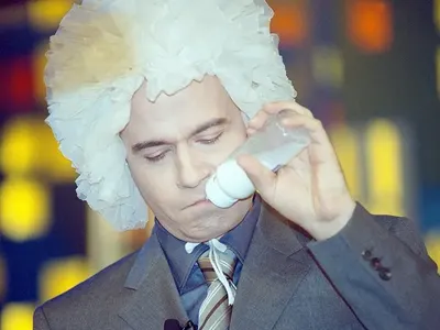 И Слави имаше коса преди да стане символ на голата глава (СНИМКИ)